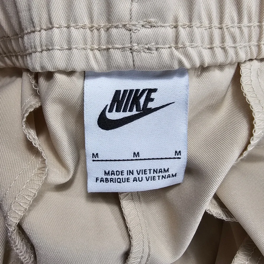 Nike Club Woven Pants Mens M Khaki Beige Elastic Waist Drawstring Casual Sport